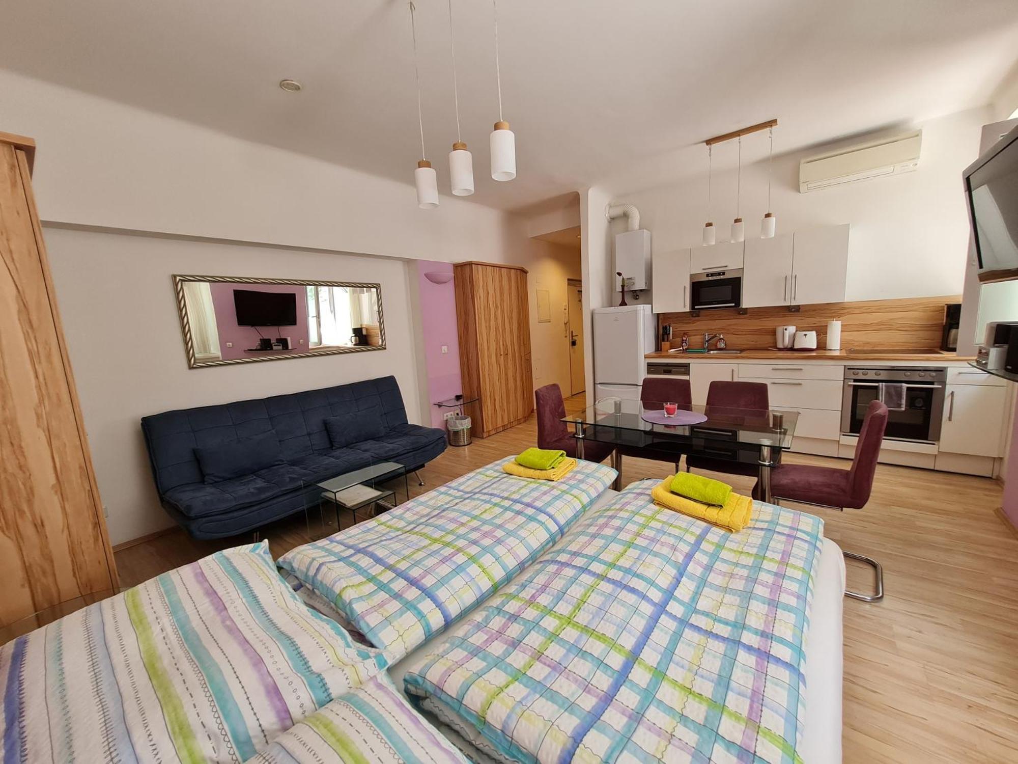 Apartment Modern In The Heart Of - Steps From The Opera Vienna